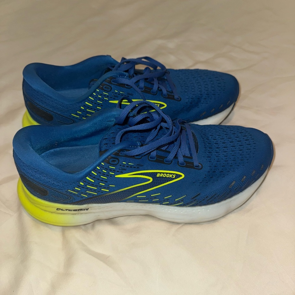 Brooks Glycerin 20 size M 10